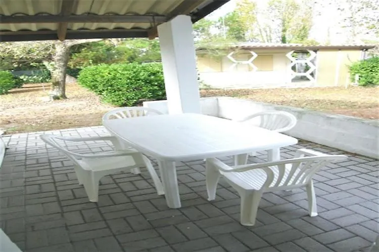Lovely Holiday Home In Rosolina Mare With A Garden